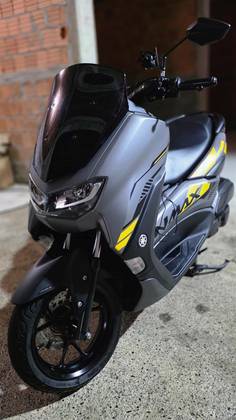 YAMAHA NMAX CONNECTED 160 SE ABS 